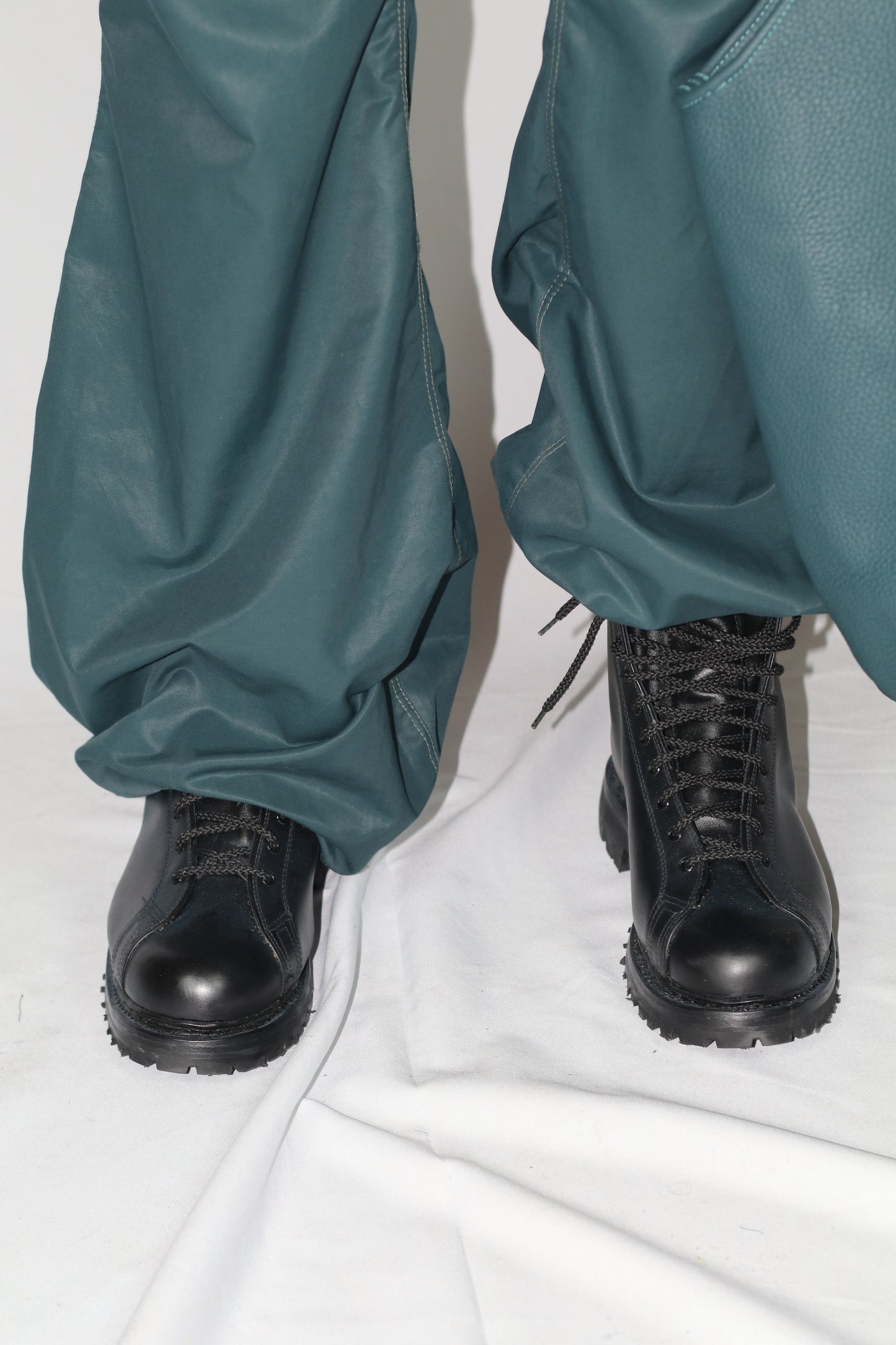 ASGARD DROP PANT